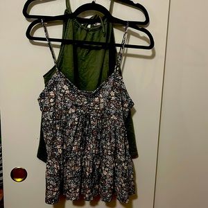 So from Kohls. Size Large. 2 smocked tanks. Very similar style. Includes both